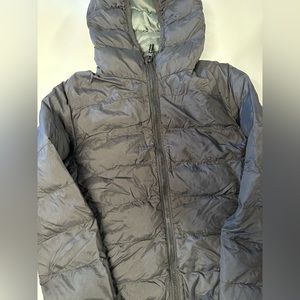 Kids Uniqlo puff jacket size 7-8